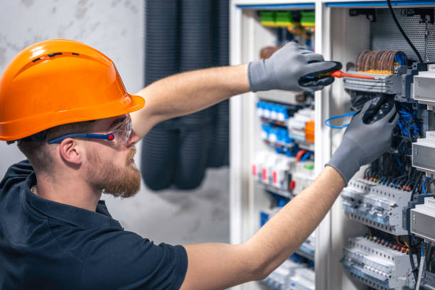 Best Circuit Breaker Repair  in Leisure City, FL